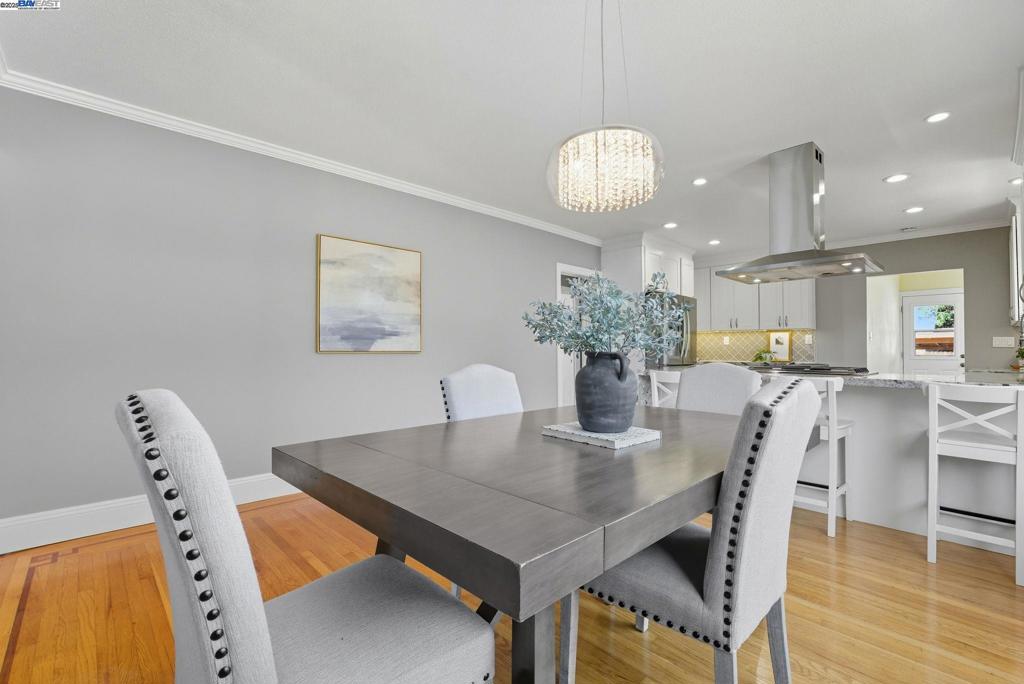 BEST MANOR - Residential