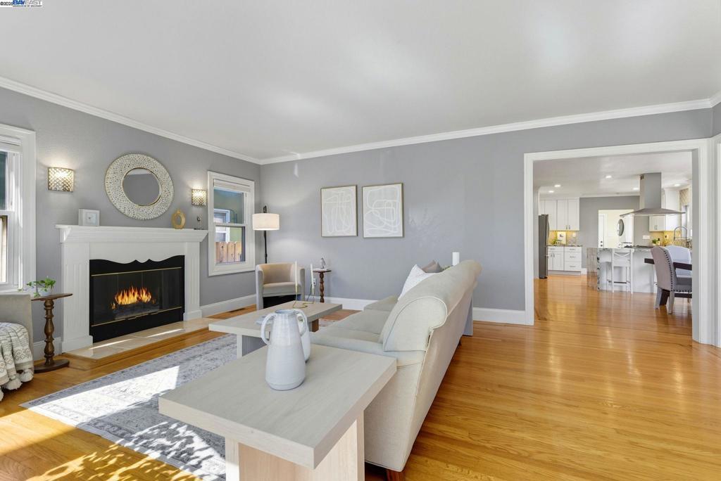 BEST MANOR - Residential