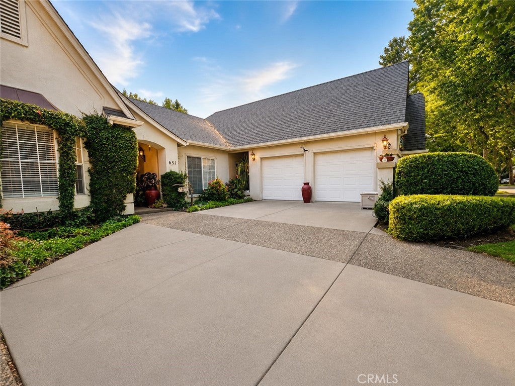 651 Grafton Park