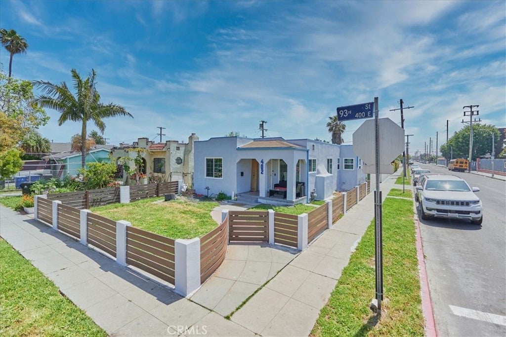 402 E 93rd Street E