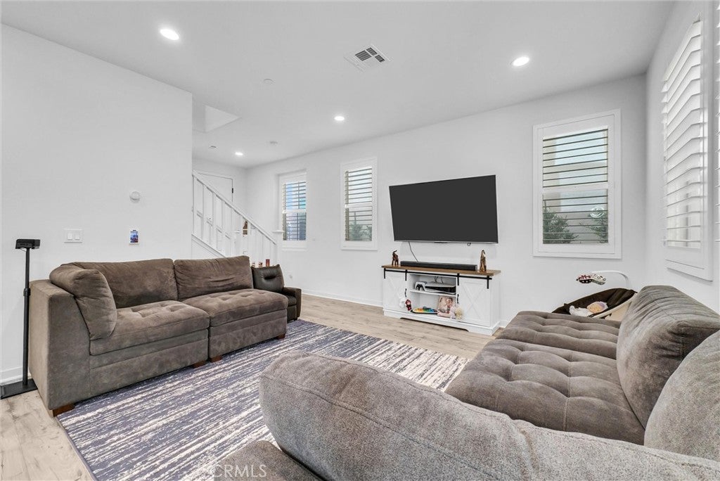 15974 Parkhouse Drive 3