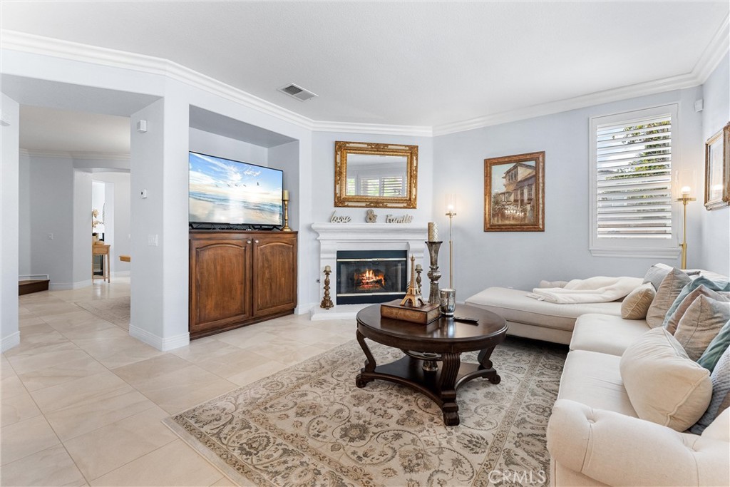 serrano heights - Residential