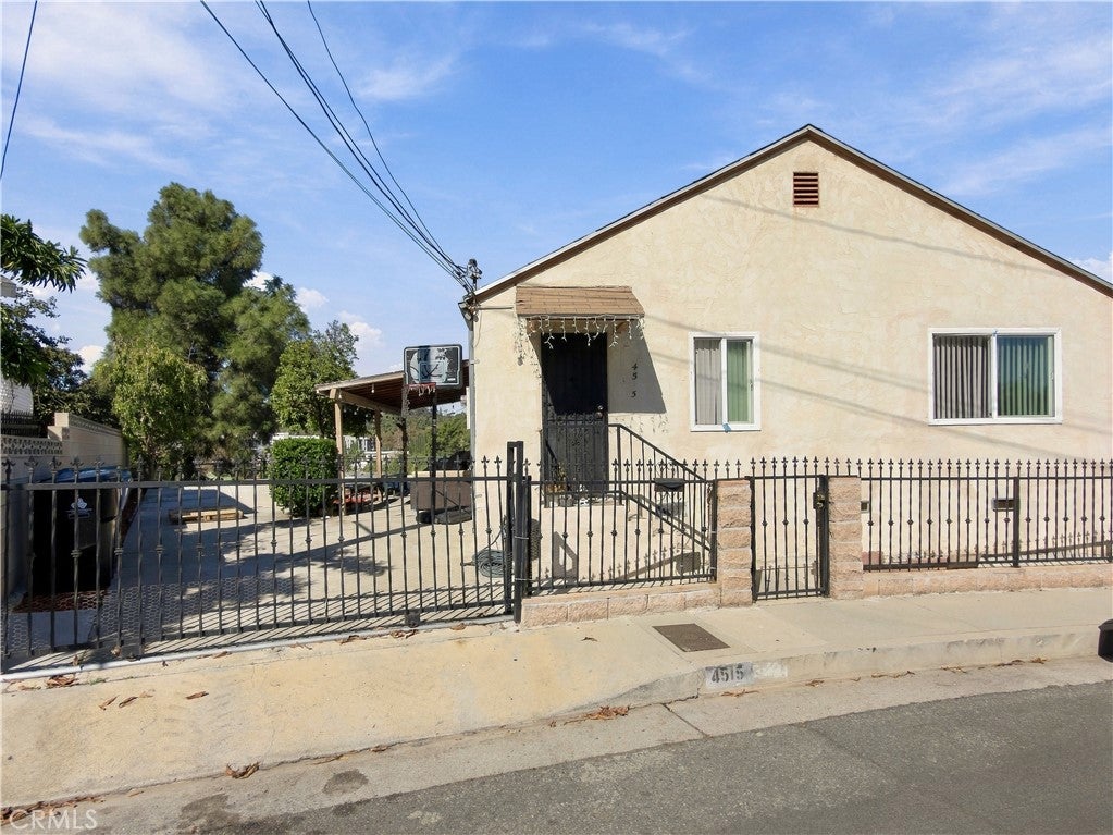 4515 Waldo Court