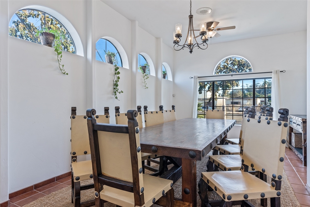 950 Vista Village Drive