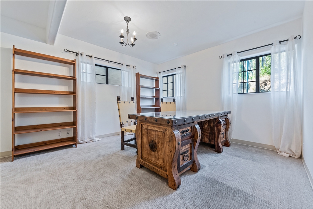 950 Vista Village Drive