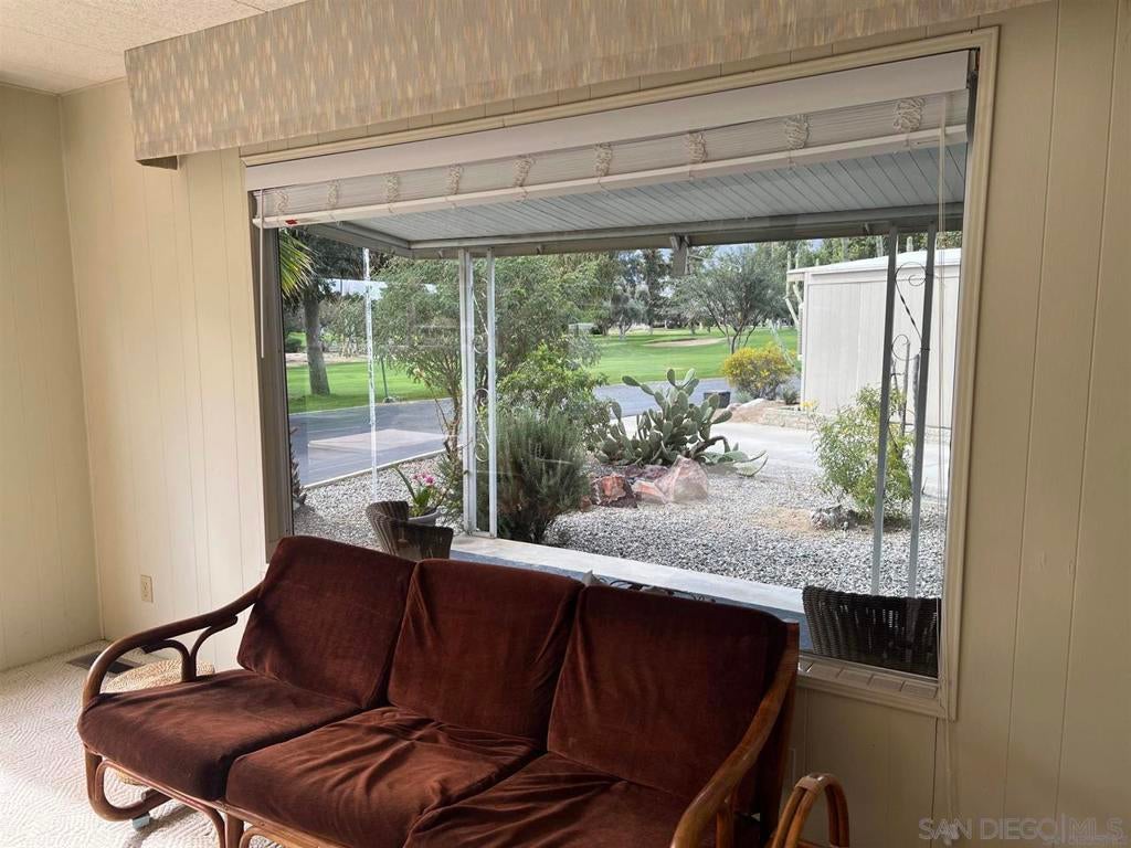 1010 Palm Canyon Dr 84