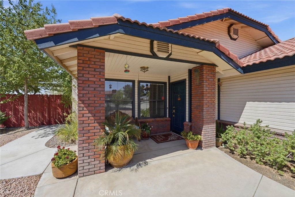 14016 Montecito