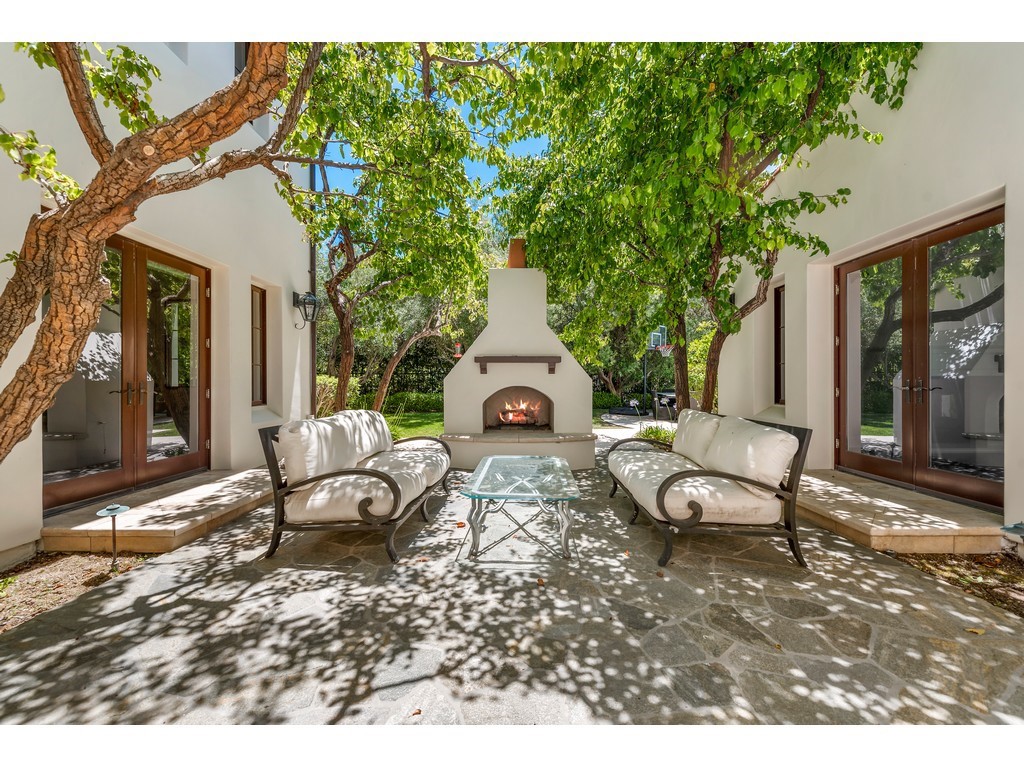 11 Greens Bluff