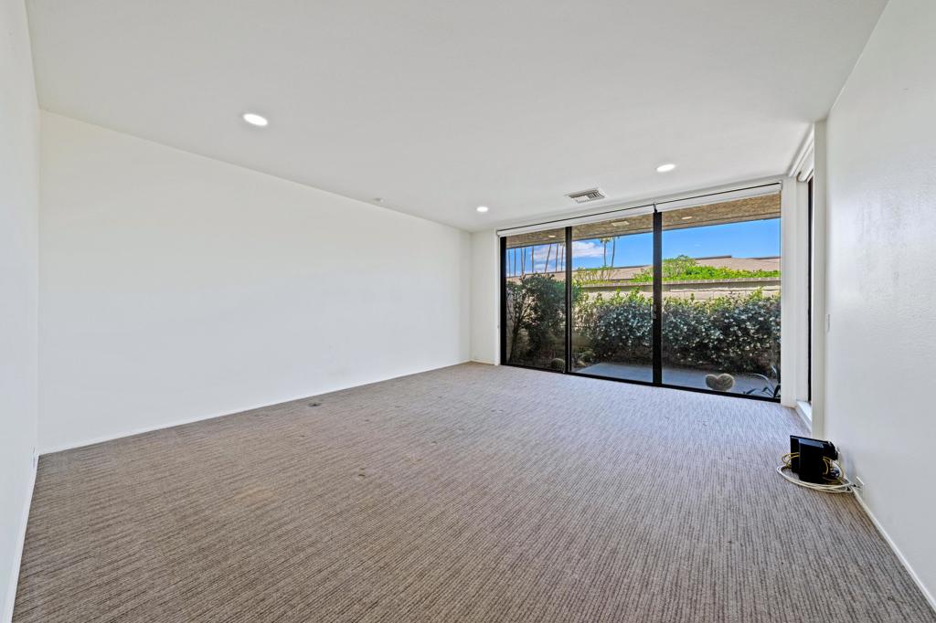 The Springs C.C. - Residential Lease