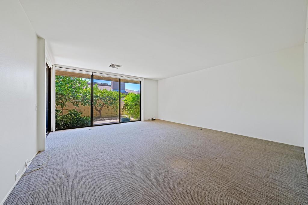 The Springs C.C. - Residential Lease