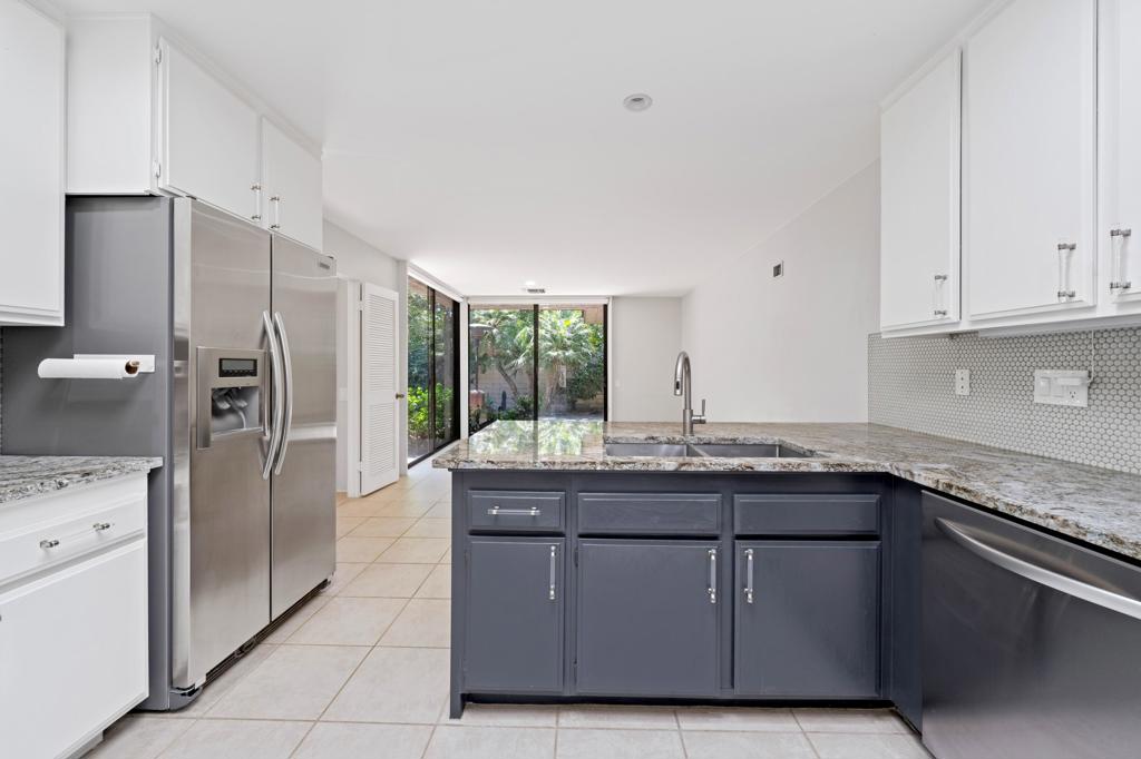 The Springs C.C. - Residential Lease