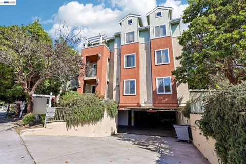 Photo of 2330 University Ave Ave #120, East Palo Alto, CA 94303 (MLS # 41149285)