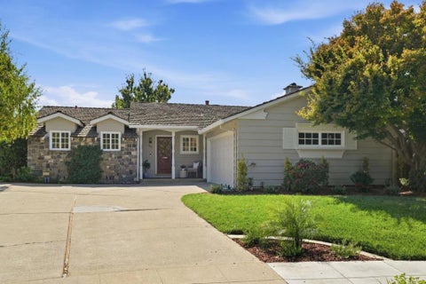 Photo of 285 Carbonera Avenue, Sunnyvale, CA 94086 (MLS # ML82057373)