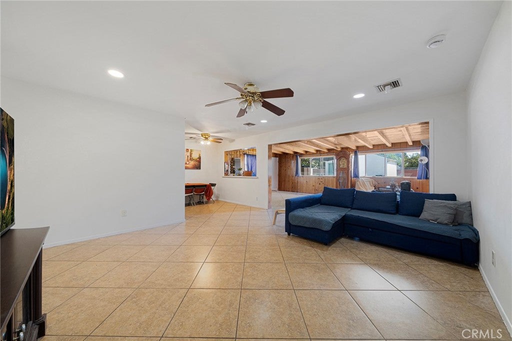 7938 Lindley