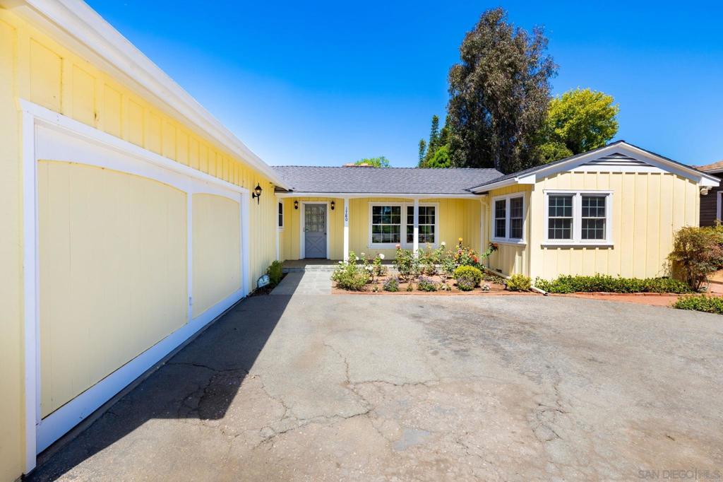1780 Magnolia Ave