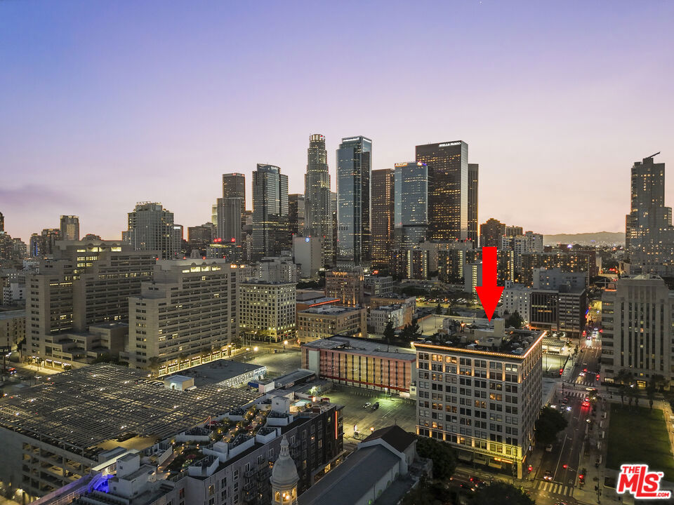 Properties 3 108 W 2nd Street 1006