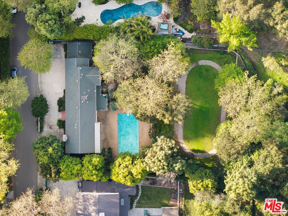 1150 Stone Canyon Road