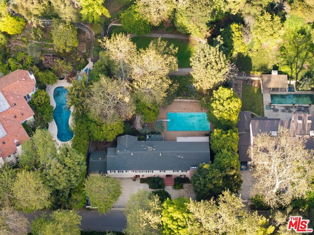 Photo of 1150 Stone Canyon Road, Los Angeles, CA 90077 (MLS # 26657515)