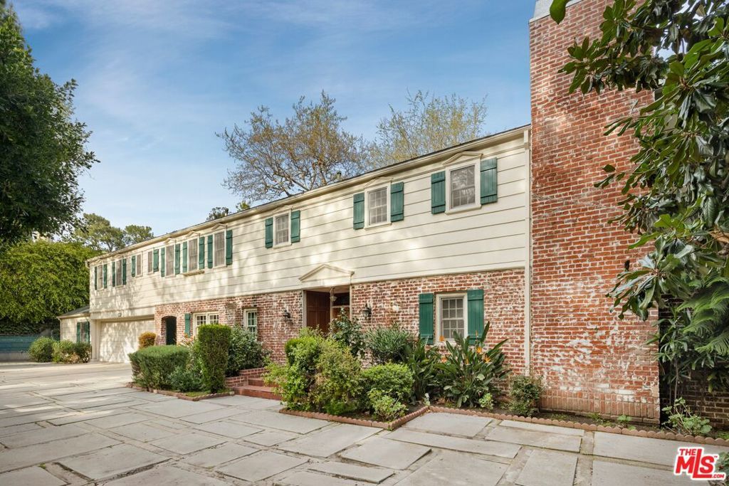Photo of 1150 Stone Canyon Road, Los Angeles, CA 90077 (MLS # 26657515)