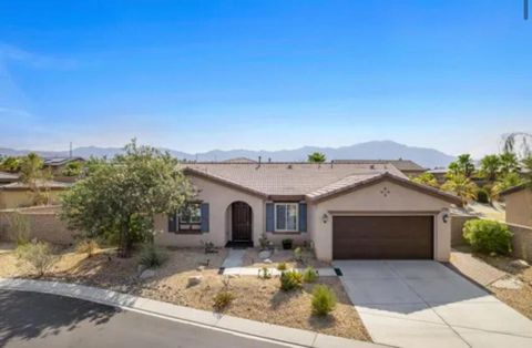 Photo of 73915 Cezanne Drive, Palm Desert, CA 92211 (MLS # 219141677DA)