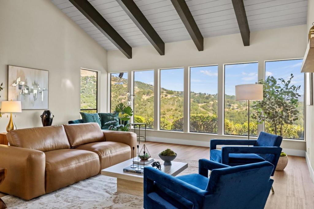 13399 Middle Canyon Road