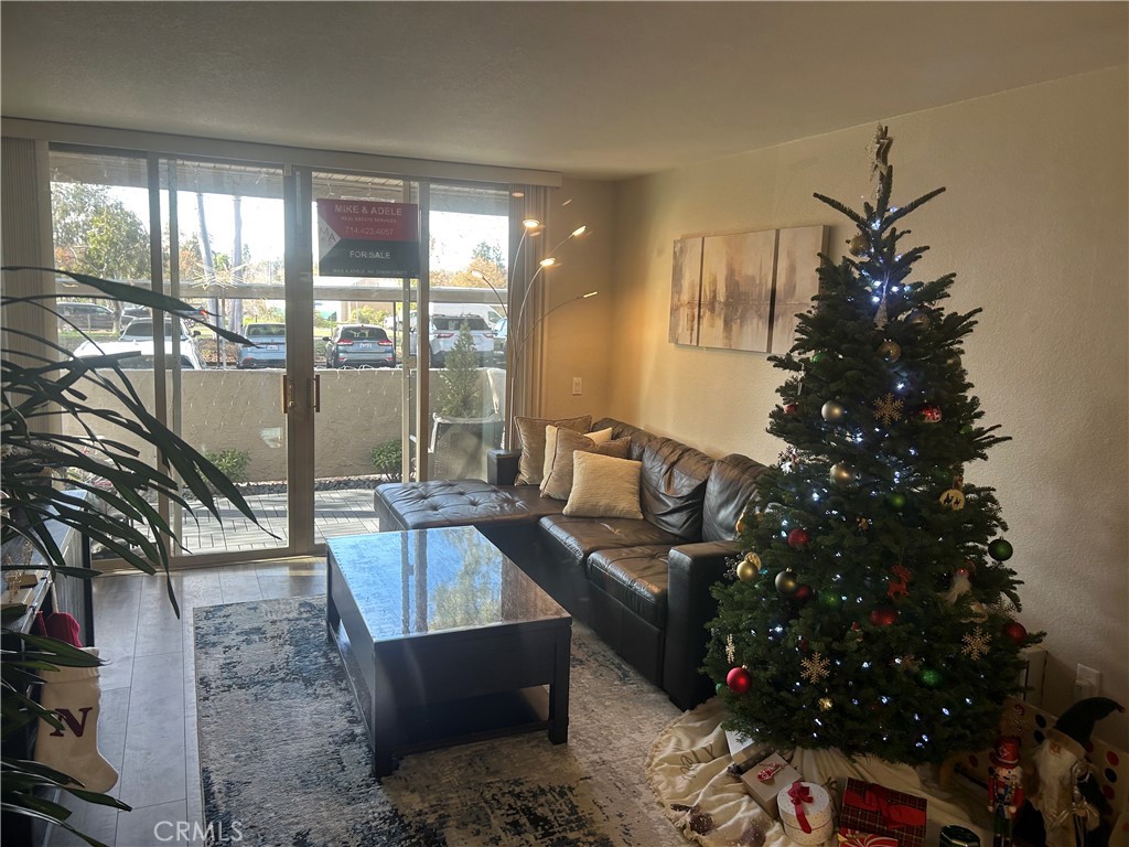 1350 N Escondido Boulevard N 41