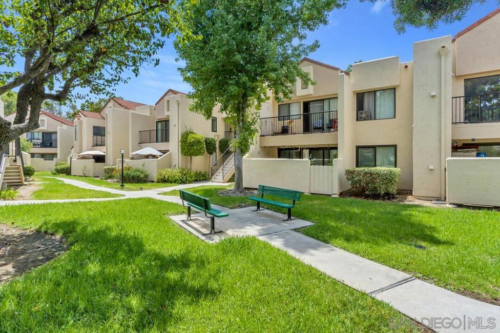 10805 Camino Ruiz 36