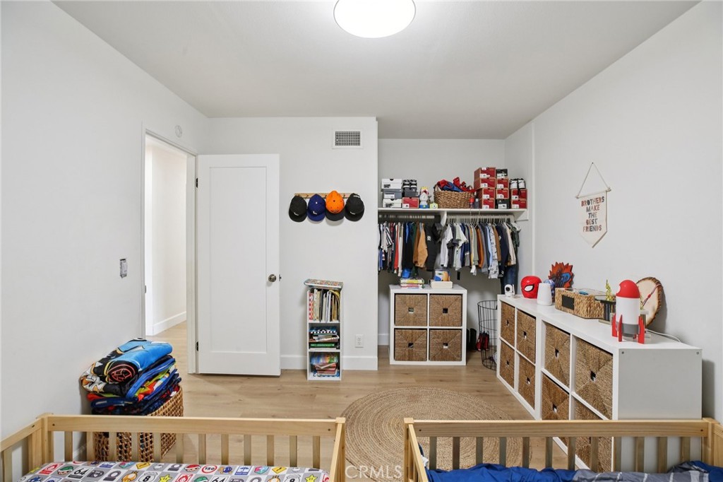 Country Hills East (CNHE) - Residential