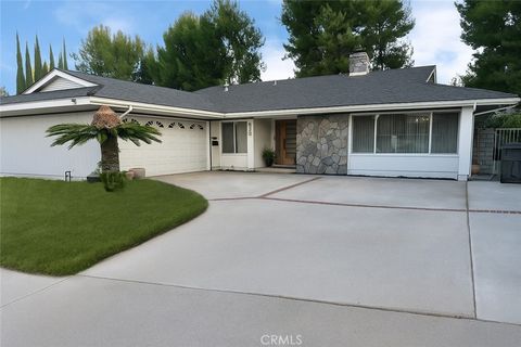 520 W Country Hills Drive La Habra CA 90631