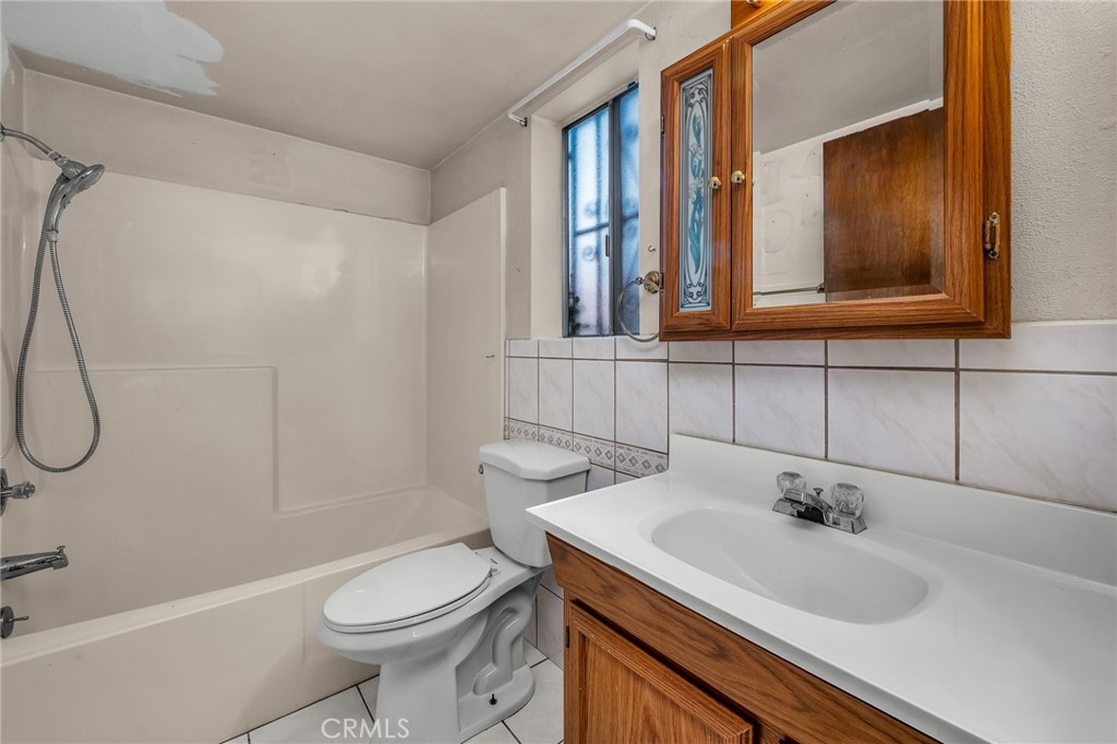 Wrigley Area (WR) - Residential