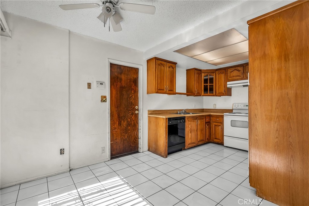 Wrigley Area (WR) - Residential