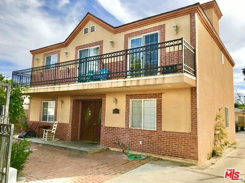 Photo of 14646 Kittridge Street, Van Nuys, CA 91405 (MLS # 26638103)