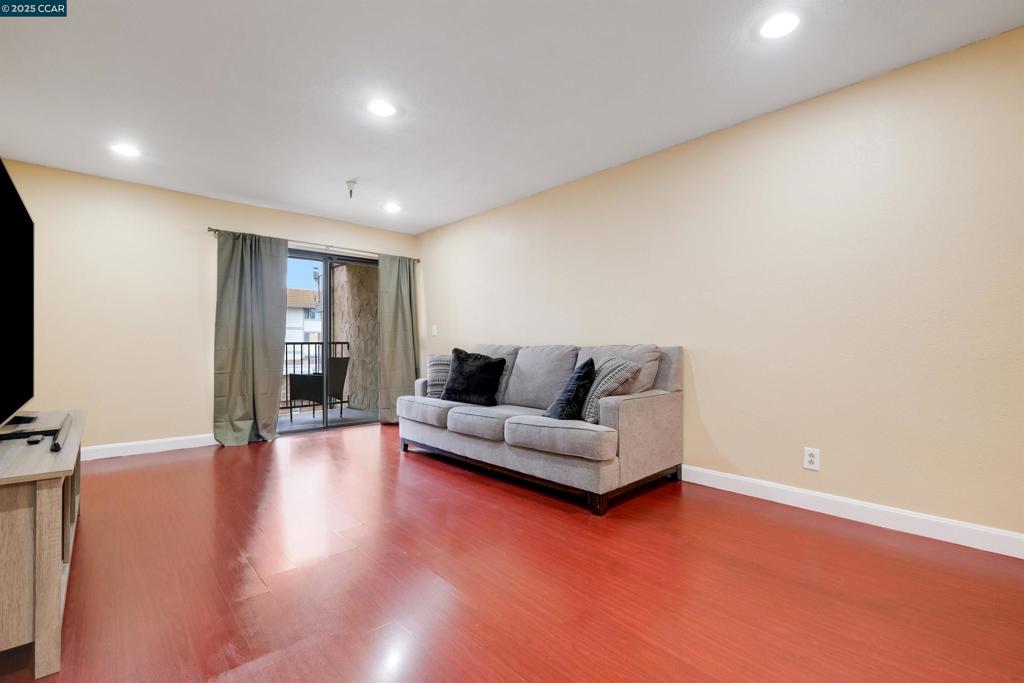 PERALTA CREEK - Residential
