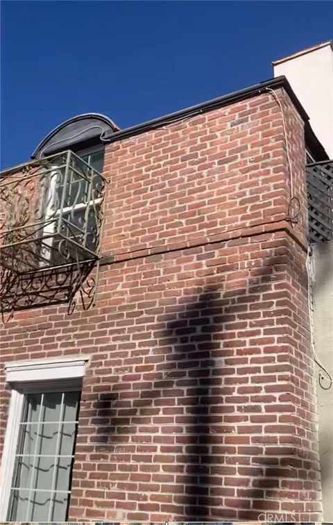 Photo of 1525 N Arrowhead Avenue, San Bernardino, CA 92405 (MLS # MB25096950)