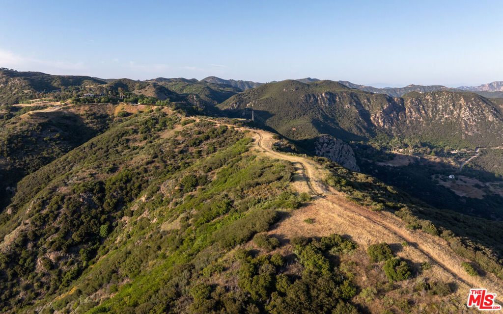 0 Latigo Canyon