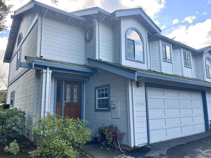 Beautiful Monta Vista town home; walking distance to top rated schools. It has a spacious layout with 2 large bedrooms/suites, 1 study room upstairs, and a good-sized backyard to feel like a single-family home. End unit, skylite, copper plumbing, updated kitchen and bathrooms, double pane windows, new paint, new carpet.