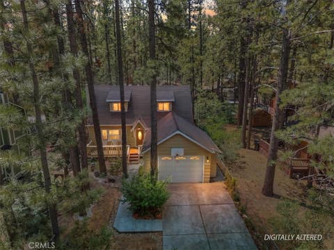 Photo of 336 E Aeroplane Boulevard, Big Bear City, CA 92314 (MLS # IG26126430)