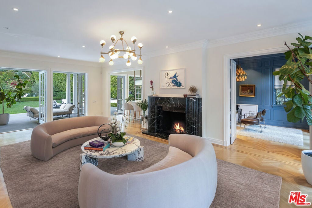 9135 Hazen Drive