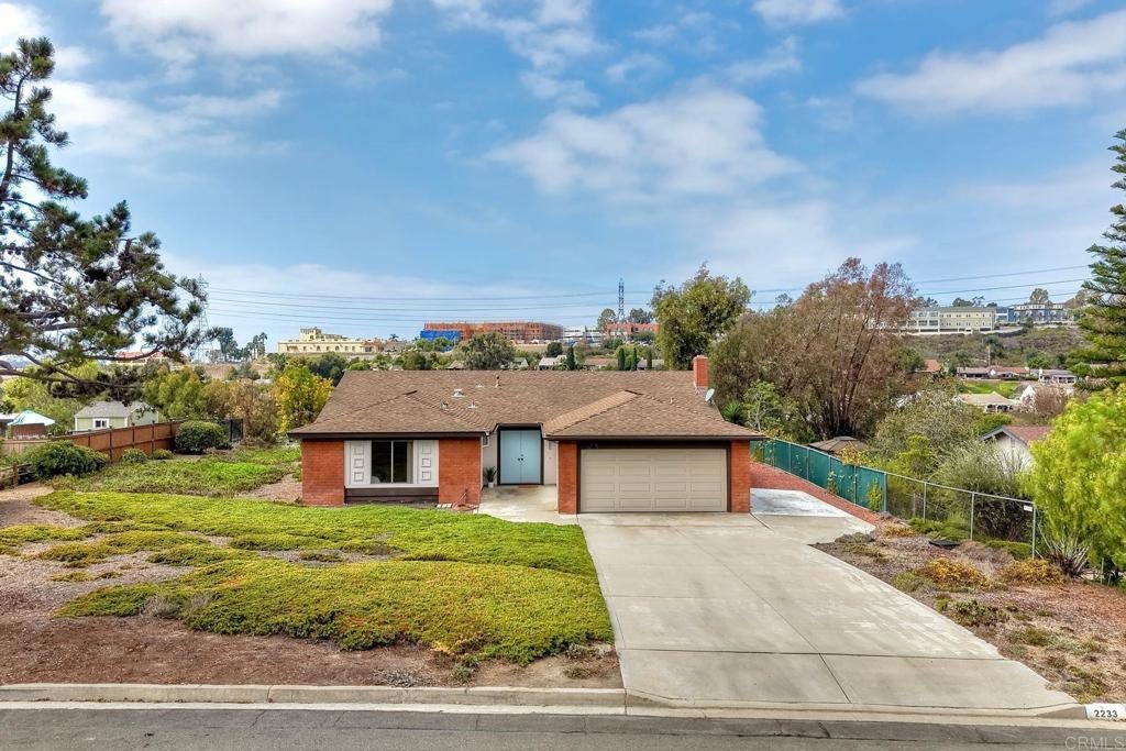 2233 Valley Road