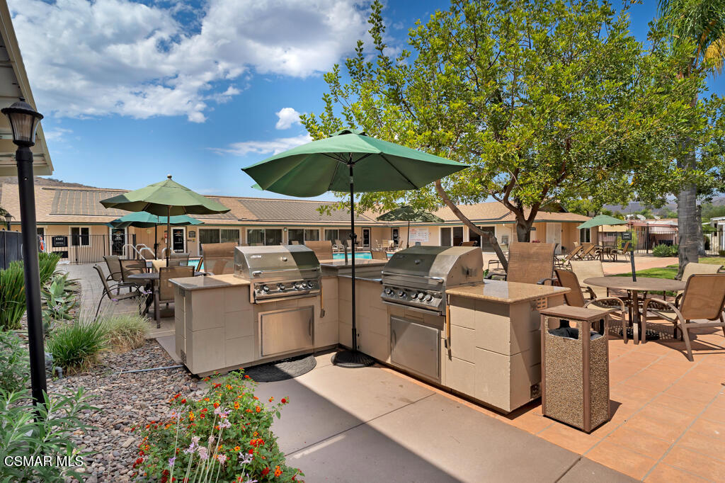 Friendly Village-240 - 240 - Manufactured In Park