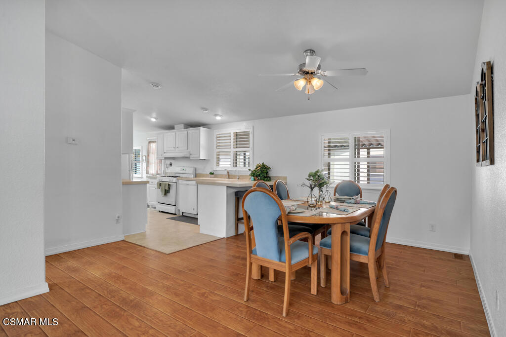 Friendly Village-240 - 240 - Manufactured In Park