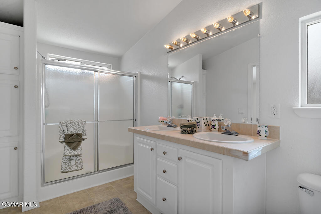 Friendly Village-240 - 240 - Manufactured In Park