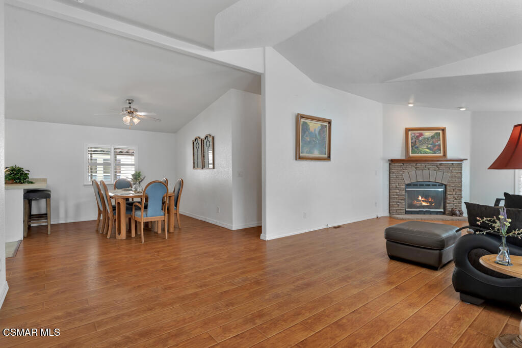 Friendly Village-240 - 240 - Manufactured In Park