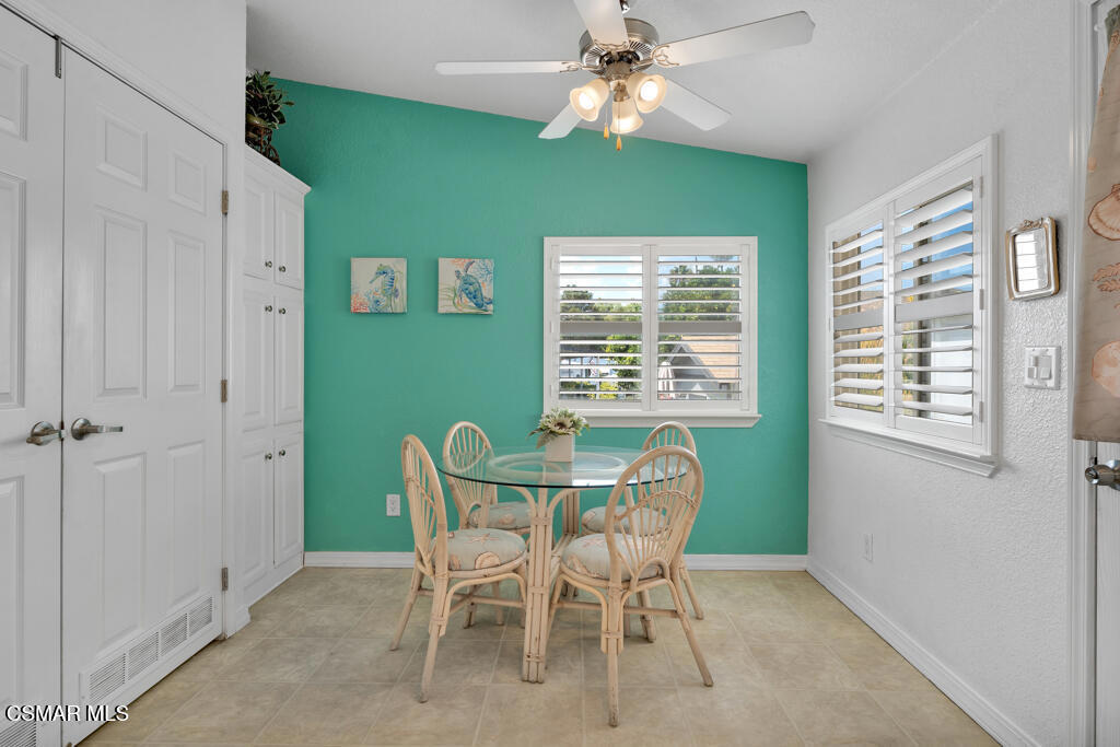 Friendly Village-240 - 240 - Manufactured In Park