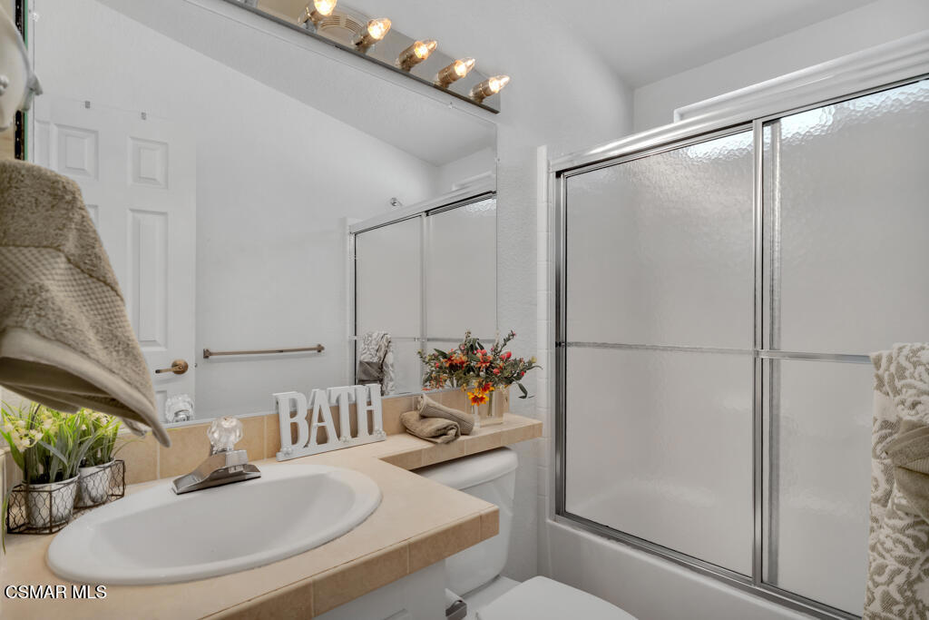 Friendly Village-240 - 240 - Manufactured In Park