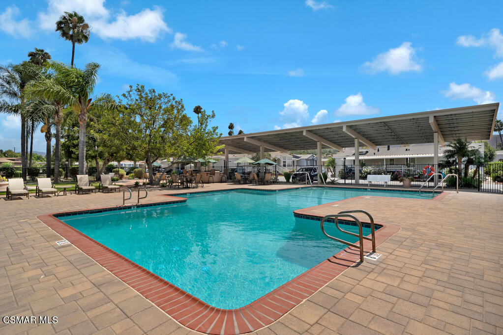 Friendly Village-240 - 240 - Manufactured In Park