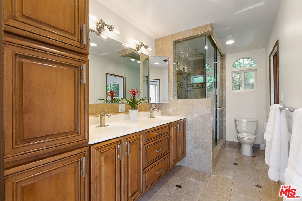 Castle Heights - Residential Lease