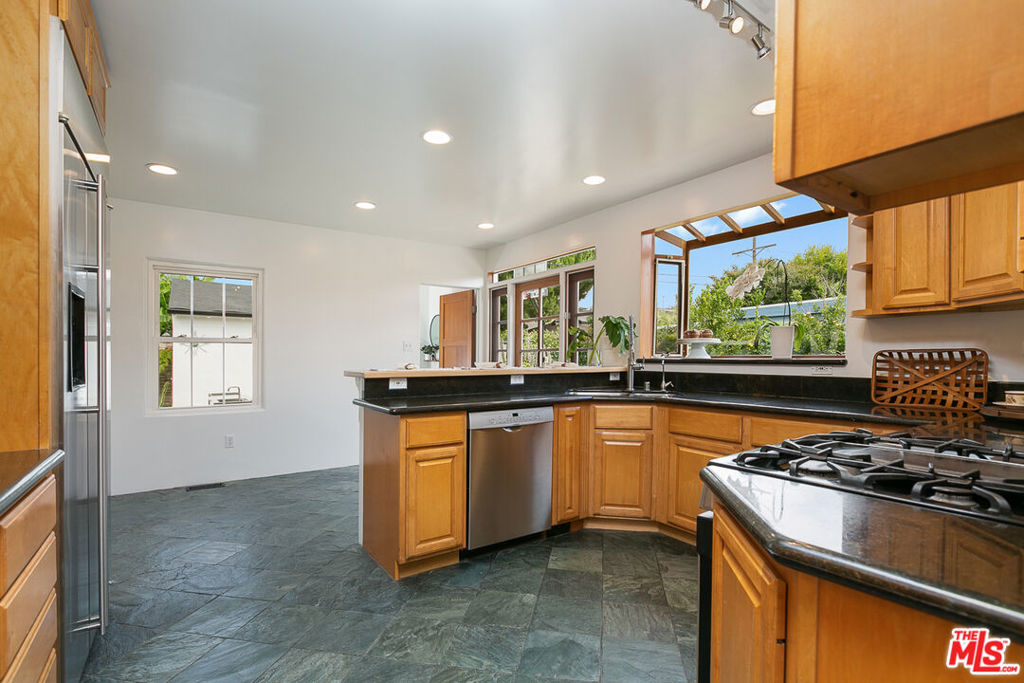 Castle Heights - Residential Lease