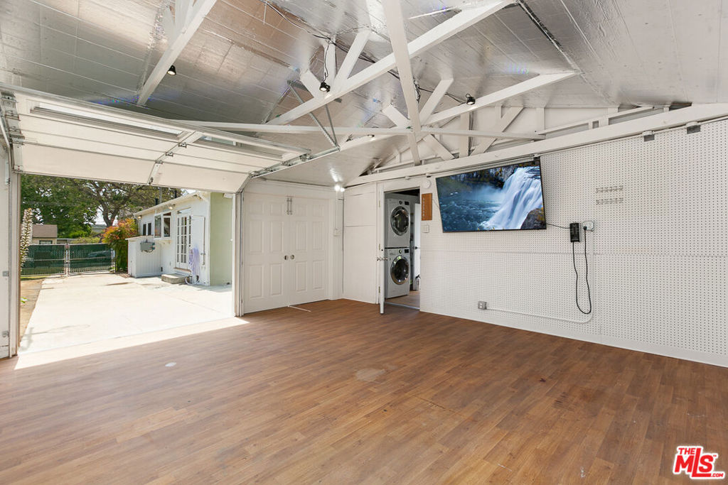 Castle Heights - Residential Lease