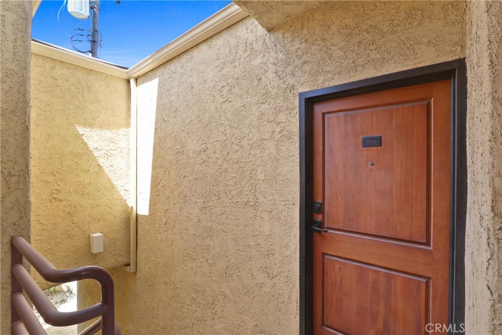 Photo of 1731 Colby Avenue #104, Los Angeles, CA 90025 (MLS # SB26124390)